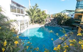 Reddoorz At Yahweh Spring Retreat And Resort Laguna
